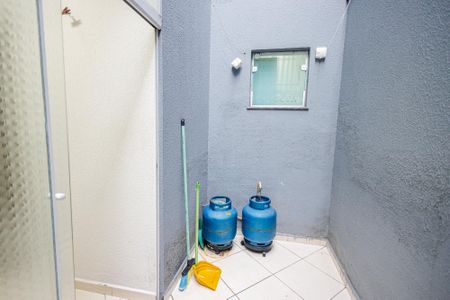 Casa à venda com 75m², 2 quartos e 1 vaga Casa à venda com 75m², 2 quartos e 1 vagaÁrea de Serviço
