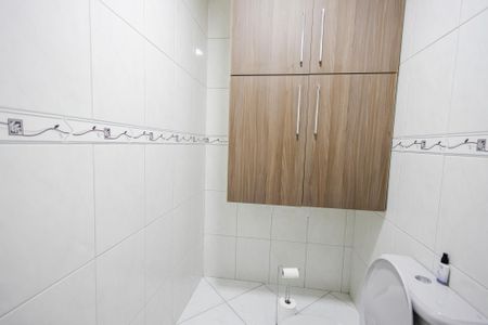 Casa à venda com 75m², 2 quartos e 1 vaga Casa à venda com 75m², 2 quartos e 1 vagaLavabo da Sala