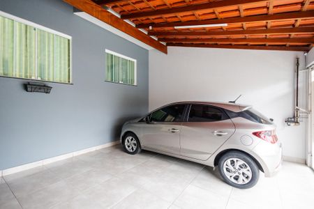 Casa à venda com 75m², 2 quartos e 1 vaga Casa à venda com 75m², 2 quartos e 1 vagaGaragem