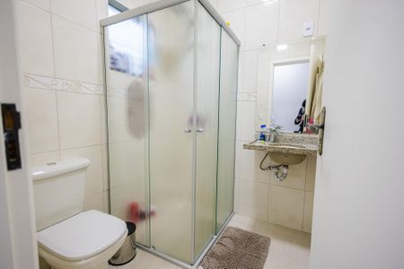 Casa à venda com 75m², 2 quartos e 1 vaga Casa à venda com 75m², 2 quartos e 1 vagaBanheiro