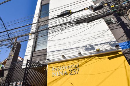 Apartamento à venda com 57m², 2 quartos e sem vaga Apartamento à venda com 57m², 2 quartos e sem vagaFachada