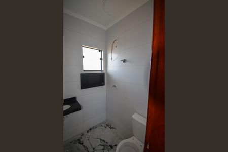 Apartamento à venda com 57m², 2 quartos e sem vaga Apartamento à venda com 57m², 2 quartos e sem vagaBanheiro