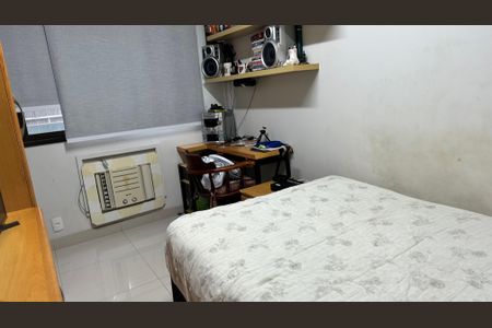 Apartamento à venda com 172m², 4 quartos e 2 vagasQuarto 4