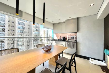 Apartamento à venda com 82m², 3 quartos e 1 vagaVaranda