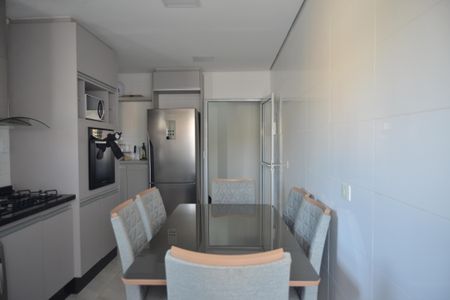 Apartamento à venda com 110m², 2 quartos e 1 vagaCozinha