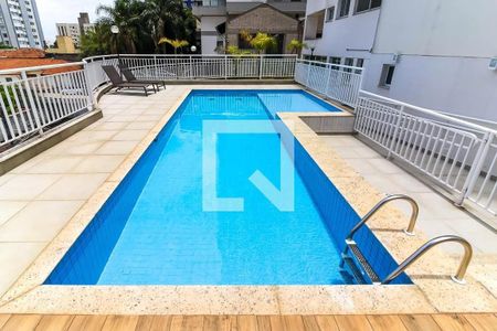 Apartamento à venda com 38m², 1 quarto e sem vaga Apartamento à venda com 38m², 1 quarto e sem vagaÁrea comum - Piscina