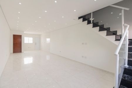 Casa para alugar com 180m², 2 quartos e 4 vagasSala