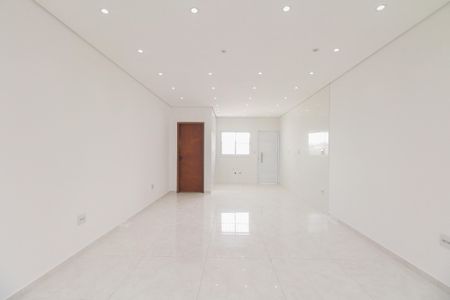 Sala de casa para alugar com 2 quartos, 180m² em Vila Sao Geraldo, São Paulo