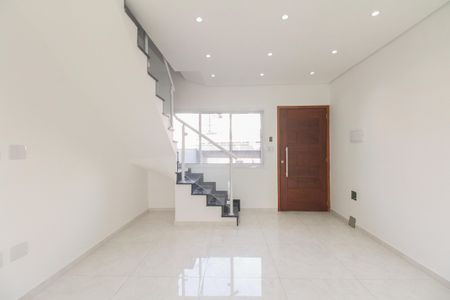 Sala de casa para alugar com 2 quartos, 180m² em Vila Sao Geraldo, São Paulo