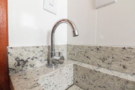 Casa para alugar com 180m², 2 quartos e 4 vagasBanheiro Social