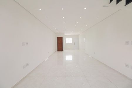 Casa para alugar com 180m², 2 quartos e 4 vagasSala