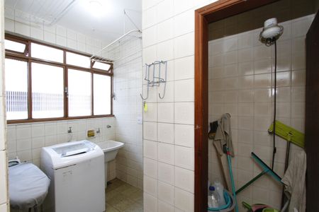 Apartamento para alugar com 166m², 3 quartos e 2 vagasÁrea de Serviço