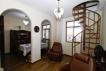 Apartamento para alugar com 166m², 3 quartos e 2 vagasSala