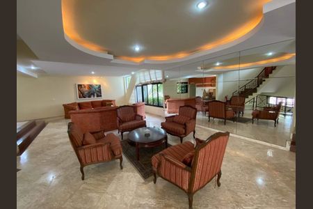 Casa à venda com 872m², 4 quartos e 4 vagas