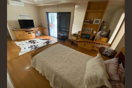 Casa à venda com 872m², 4 quartos e 4 vagas