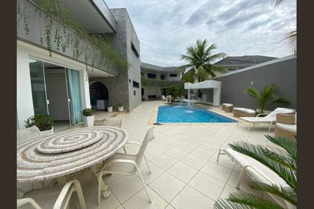 Casa à venda com 872m², 4 quartos e 4 vagas