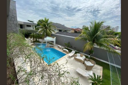 Casa à venda com 872m², 4 quartos e 4 vagas