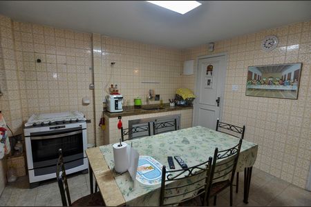 Cozinha de apartamento à venda com 3 quartos, 105m² em Praça da Bandeira, Rio de Janeiro
