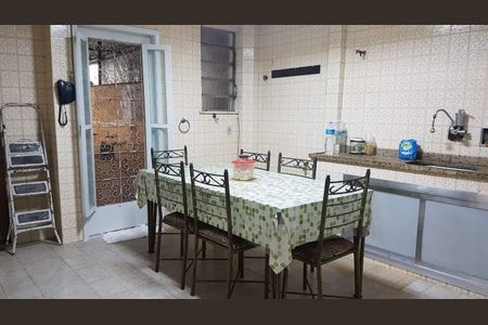 Apartamento à venda com 105m², 3 quartos e sem vaga