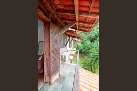 Casa à venda com 583m², 4 quartos e 3 vagasVaranda Suíte 2