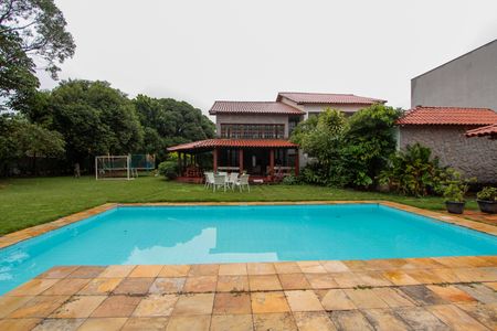 Casa à venda com 583m², 4 quartos e 3 vagasPiscina