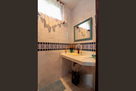 Casa à venda com 583m², 4 quartos e 3 vagasLavabo