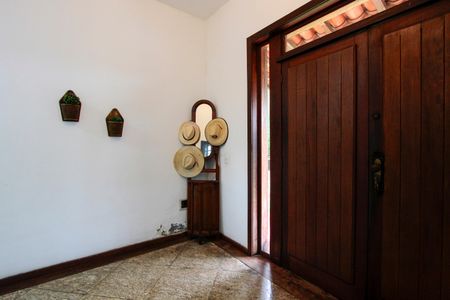 Casa à venda com 583m², 4 quartos e 3 vagasHall de entrada