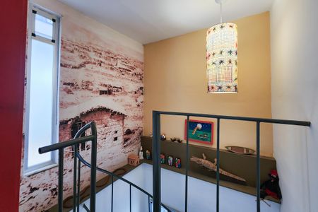 Apartamento à venda com 145m², 3 quartos e sem vagaEscada