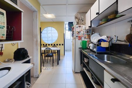 Apartamento à venda com 145m², 3 quartos e sem vagaCozinha