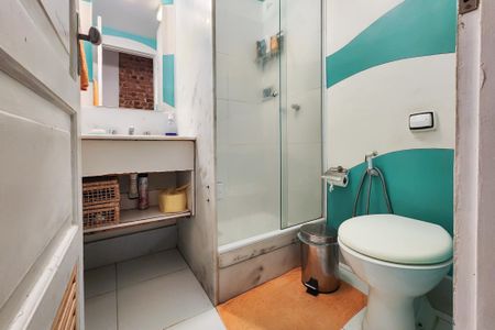 Apartamento à venda com 145m², 3 quartos e sem vagaBanheiro social