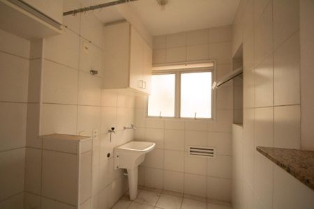 Apartamento para alugar com 77m², 3 quartos e 1 vagaÁrea de Serviço