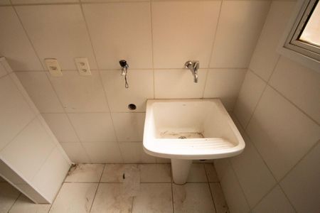 Apartamento para alugar com 77m², 3 quartos e 1 vagaÁrea de Serviço