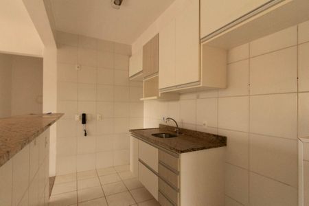 Apartamento para alugar com 77m², 3 quartos e 1 vagaCozinha 