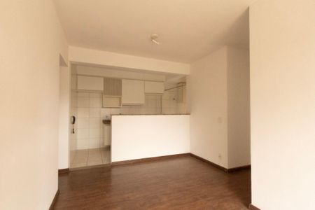 Apartamento para alugar com 77m², 3 quartos e 1 vagaSala