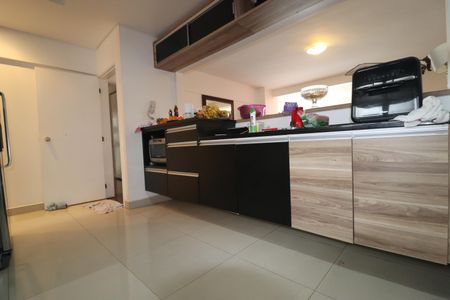 Apartamento à venda com 165m², 3 quartos e 2 vagasCozinha