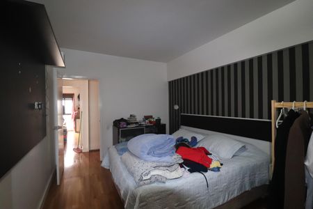 Apartamento à venda com 165m², 3 quartos e 2 vagasSuíte