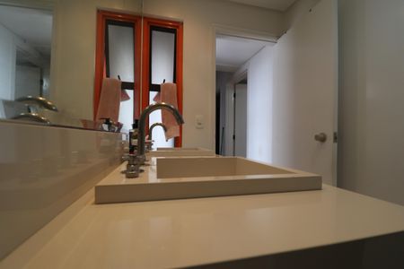 Apartamento à venda com 165m², 3 quartos e 2 vagasBanheiro Social