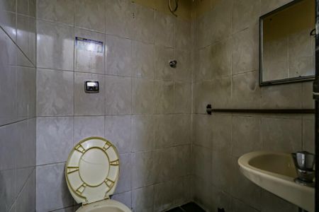 Casa à venda com 120m², 2 quartos e 4 vagasGaragem - Banheiro