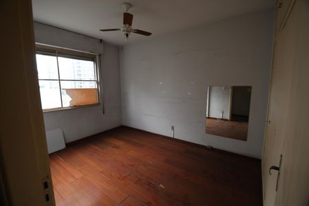 Apartamento à venda com 156m², 3 quartos e 1 vagaQuarto 2