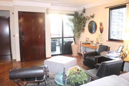Apartamento à venda com 220m², 4 quartos e 3 vagasSala