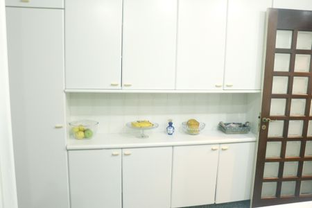 Apartamento à venda com 220m², 4 quartos e 3 vagasCozinha