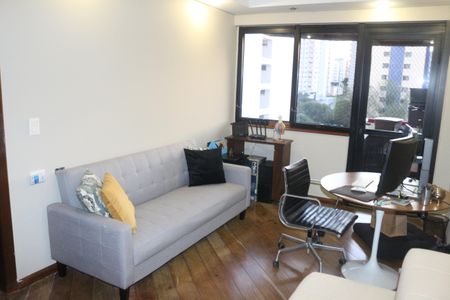 Apartamento à venda com 220m², 4 quartos e 3 vagasSala de TV