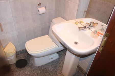 Apartamento à venda com 220m², 4 quartos e 3 vagasBanheiro Social