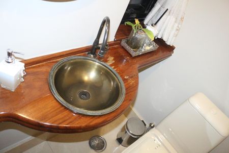 Apartamento à venda com 220m², 4 quartos e 3 vagasLavabo