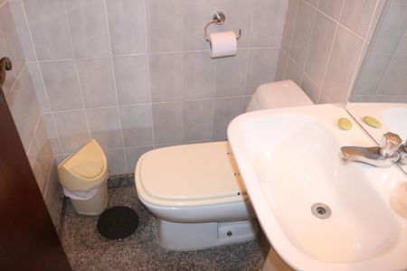 Apartamento à venda com 220m², 4 quartos e 3 vagasBanheiro Social