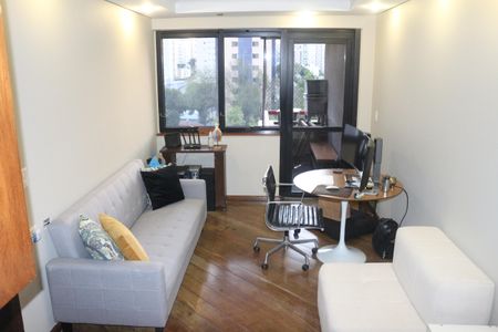 Apartamento à venda com 220m², 4 quartos e 3 vagasSala de TV