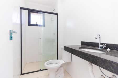 Apartamento à venda com 59m², 2 quartos e 1 vaga Apartamento à venda com 59m², 2 quartos e 1 vagaBanheiro