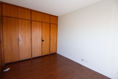 Apartamento à venda com 189m², 3 quartos e 3 vagasQuarto 2