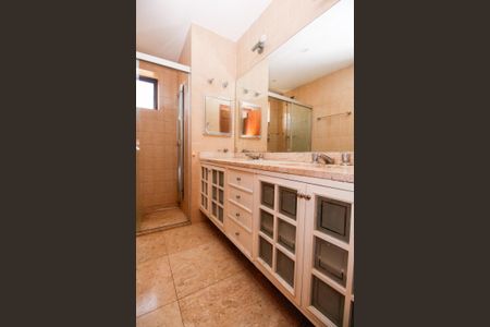 Apartamento à venda com 189m², 3 quartos e 3 vagasBanheiro