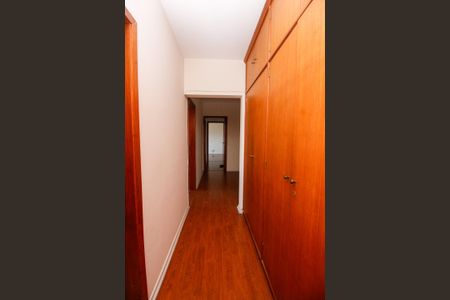 Apartamento à venda com 189m², 3 quartos e 3 vagasCorredor